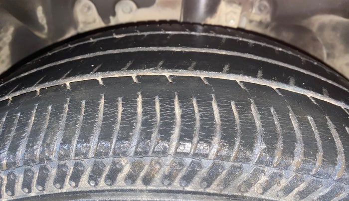 2016 Ford Ecosport TITANIUM 1.5L PETROL, Petrol, Manual, 36,759 km, Left Front Tyre Tread