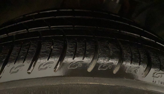 2020 Tata ALTROZ XZ PETROL, Petrol, Manual, 8,268 km, Right Rear Tyre Tread