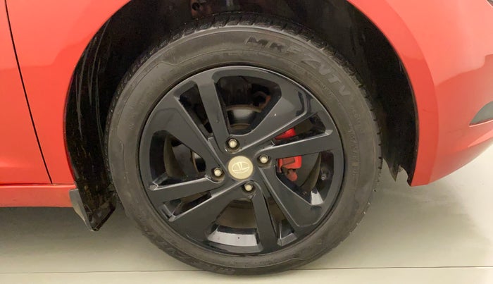 2020 Tata ALTROZ XZ PETROL, Petrol, Manual, 8,268 km, Right Front Wheel