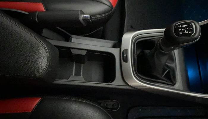 2020 Tata ALTROZ XZ PETROL, Petrol, Manual, 8,268 km, Gear Lever