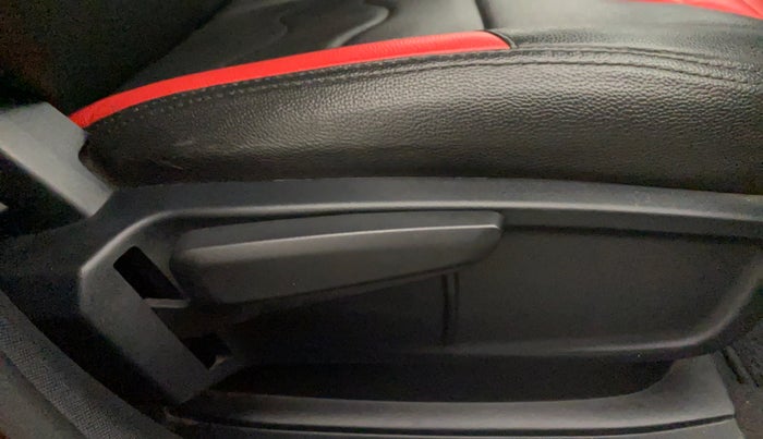 2020 Tata ALTROZ XZ PETROL, Petrol, Manual, 8,268 km, Driver Side Adjustment Panel