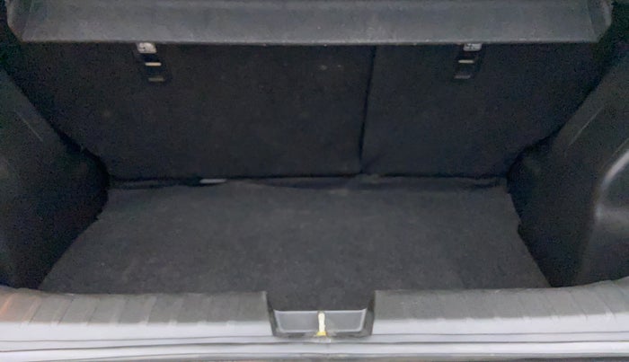 2017 Maruti Baleno ZETA PETROL 1.2, Petrol, Manual, 40,101 km, Boot Inside