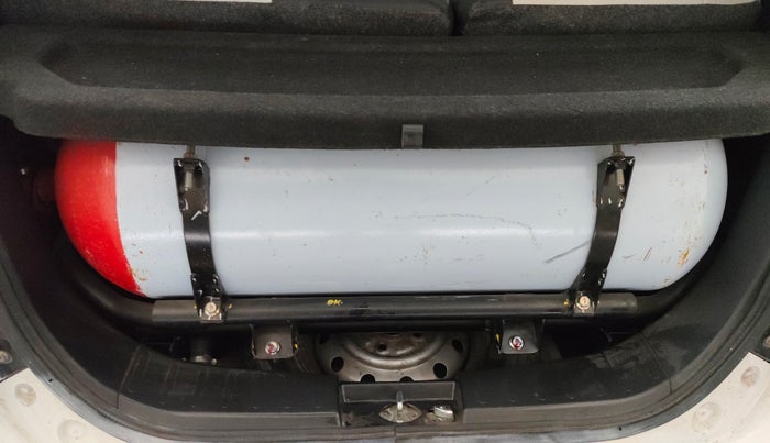 2017 Maruti Wagon R 1.0 LXI CNG (O), CNG, Manual, 71,460 km, Boot Inside