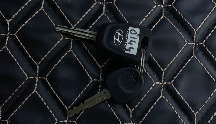 2017 Hyundai Grand i10 MAGNA 1.2 KAPPA VTVT, Petrol, Manual, 79,381 km, Key Close Up