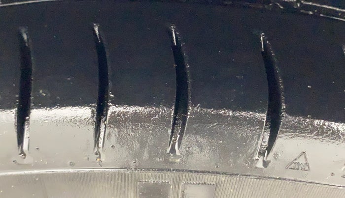 2017 Hyundai Grand i10 MAGNA 1.2 KAPPA VTVT, Petrol, Manual, 79,381 km, Left Front Tyre Tread