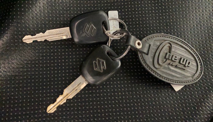 2017 Maruti Alto K10 VXI, Petrol, Manual, 24,908 km, Key Close Up