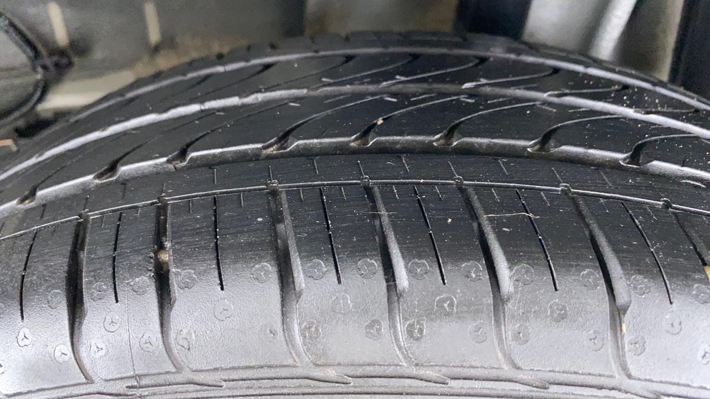 2020 Tata Tiago XZA+ 1.2 RTN, Petrol, Automatic, 8,893 km, Left Rear Tyre Tread