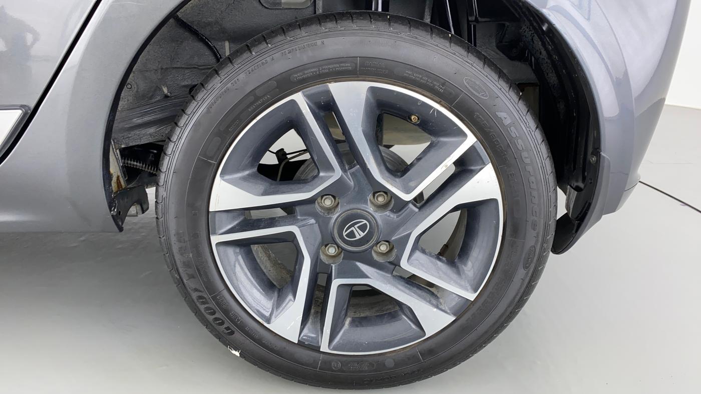 2020 Tata Tiago XZA+ 1.2 RTN, Petrol, Automatic, 8,893 km, Left Rear Wheel