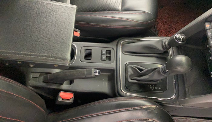 2021 Mahindra Thar LX PETROL HT 4WD AT, Petrol, Automatic, 55,472 km, Gear Lever