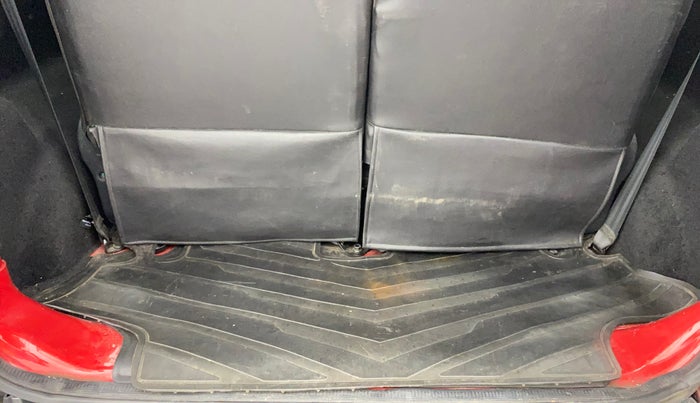 2021 Mahindra Thar LX PETROL HT 4WD AT, Petrol, Automatic, 55,472 km, Boot Inside