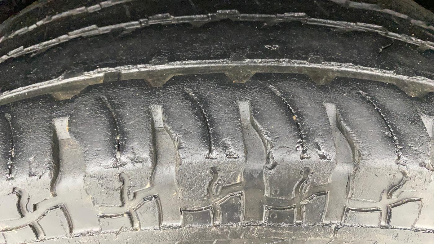 2021 Mahindra Thar LX PETROL HT 4WD AT, Petrol, Automatic, 55,472 km, Right Rear Tyre Tread