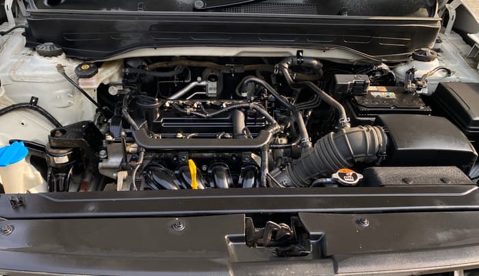 2021 Hyundai VENUE S 1.2, Petrol, Manual, 28,483 km, Engine View
