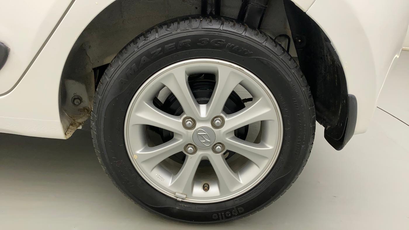 2015 Hyundai Grand i10 ASTA AT 1.2 KAPPA VTVT, Petrol, Automatic, 16,739 km, Left Rear Wheel