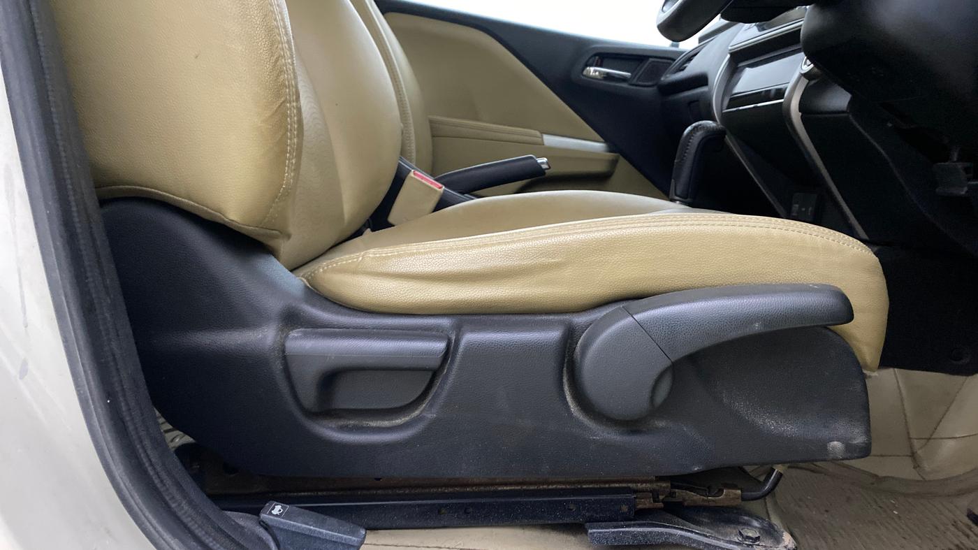 2014 Honda City 1.5L I-VTEC VX CVT, Petrol, Automatic, 73,616 km, Driver Side Adjustment Panel