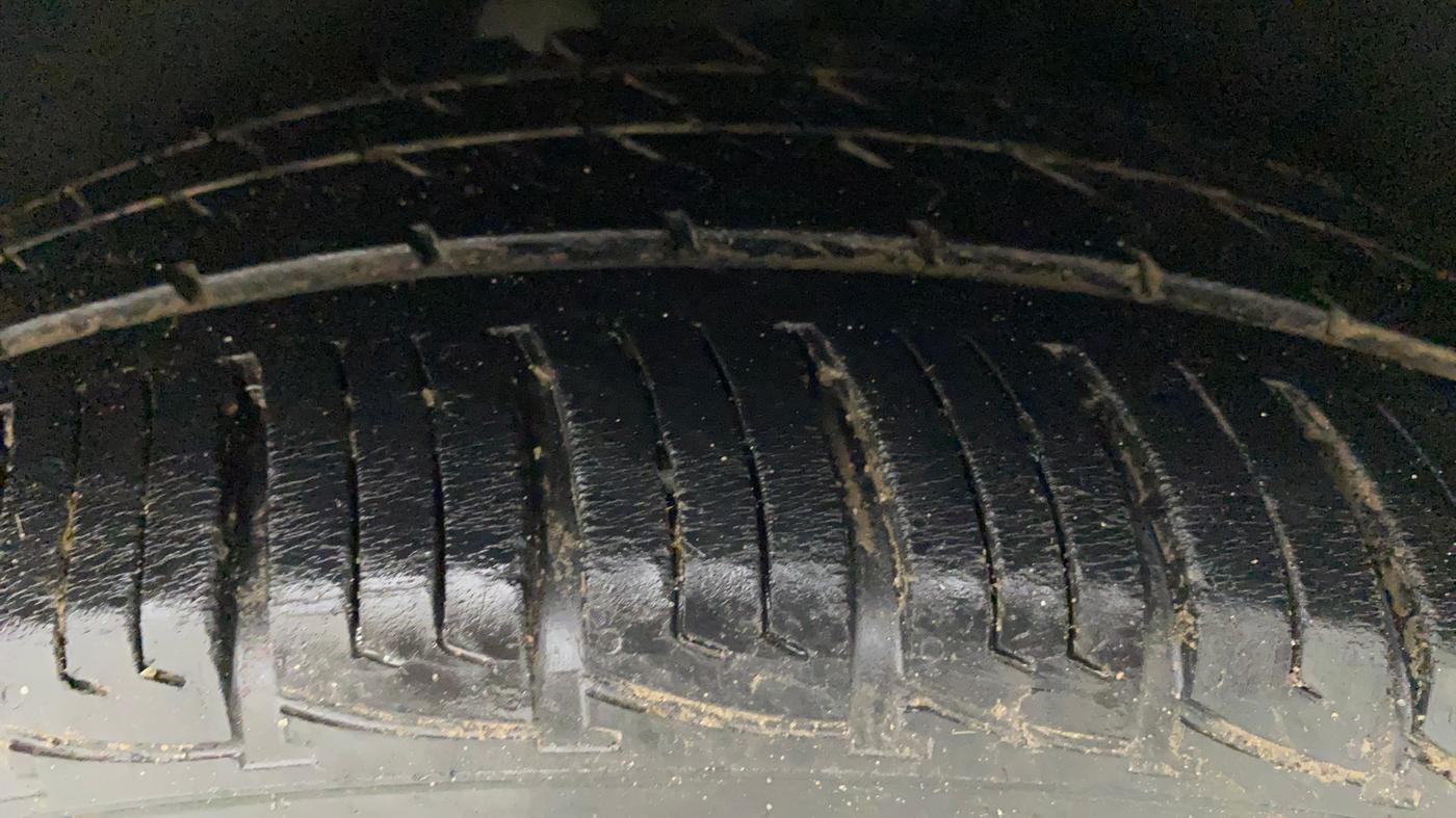 2015 Ford Ecosport TITANIUM 1.5L PETROL AT, Petrol, Automatic, 85,954 km, Left Rear Tyre Tread