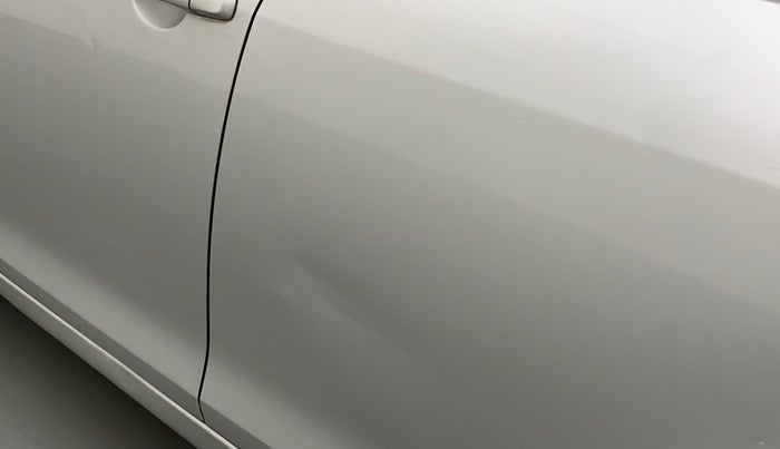 2012 Maruti Swift VXI, Petrol, Manual, 84,253 km, Rear left door - Slightly dented
