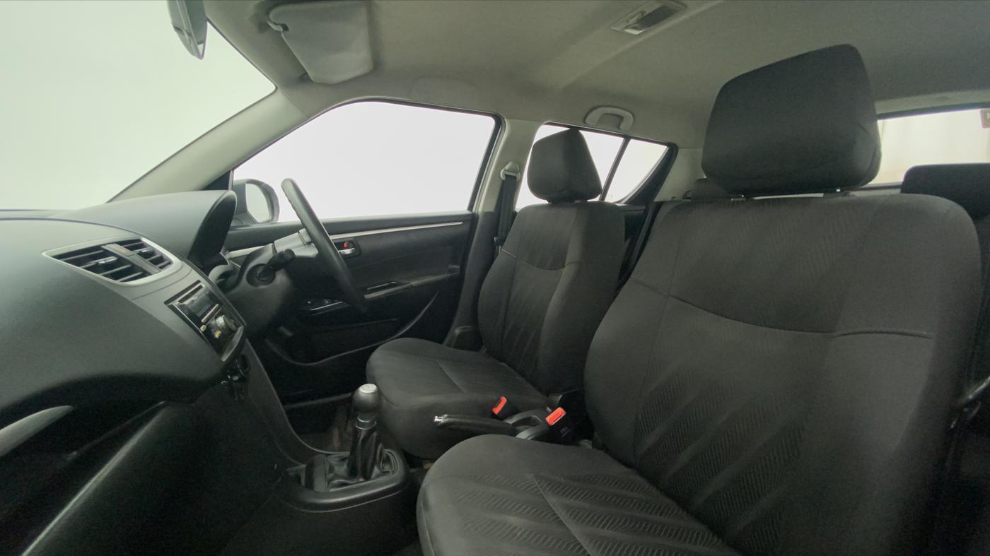 2012 Maruti Swift VXI, Petrol, Manual, 84,253 km, Right Side Front Door Cabin