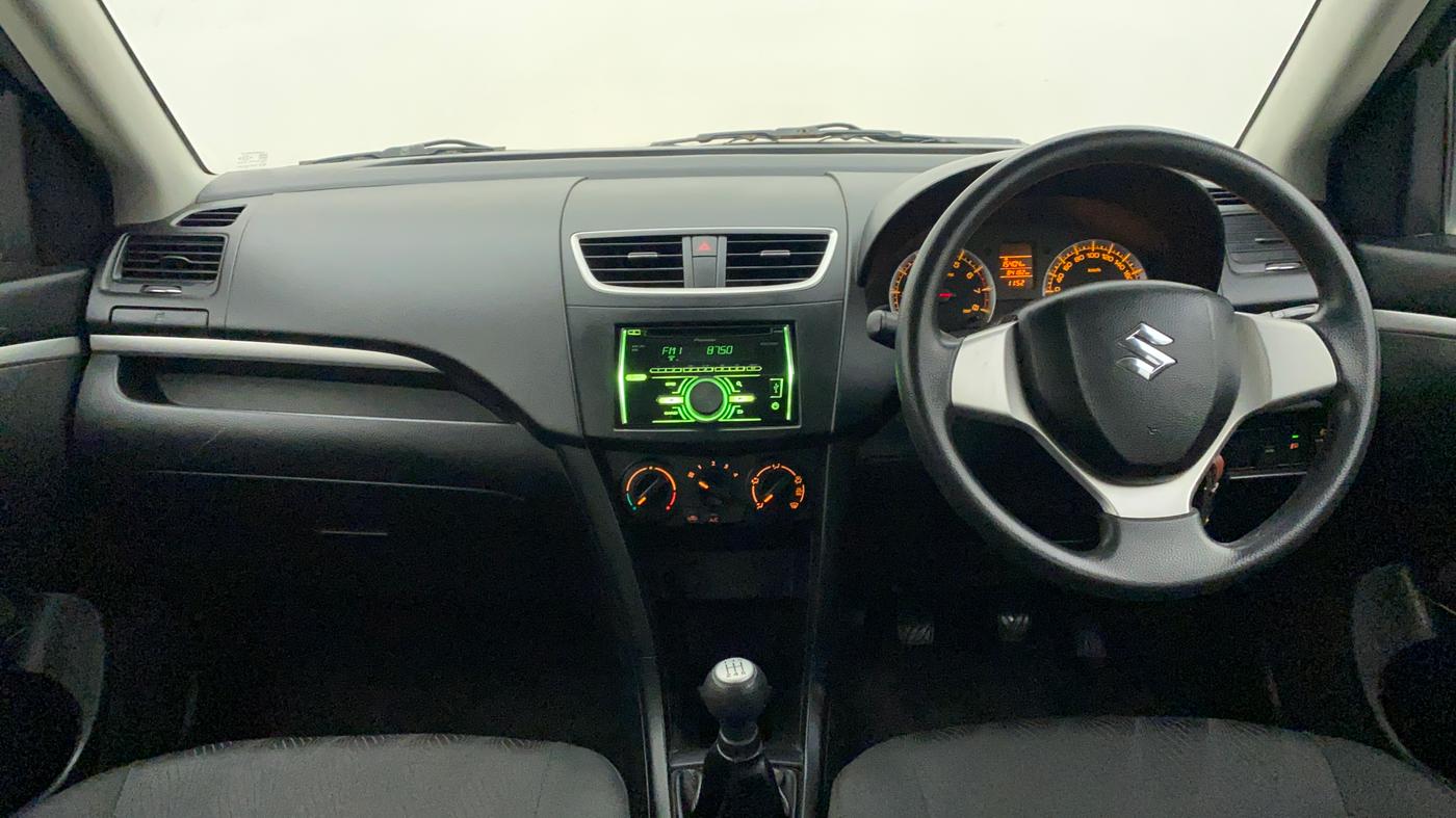 2012 Maruti Swift VXI, Petrol, Manual, 84,253 km, Dashboard
