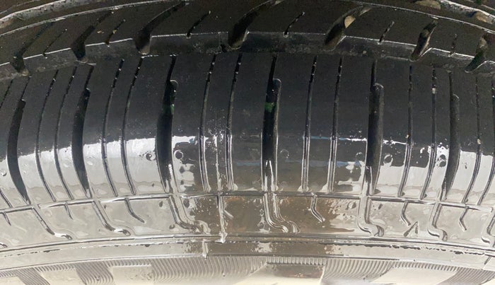2020 Maruti Dzire VXI, Petrol, Manual, 56,825 km, Left Rear Tyre Tread
