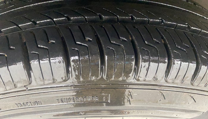 2020 Maruti Dzire VXI, Petrol, Manual, 56,825 km, Right Rear Tyre Tread