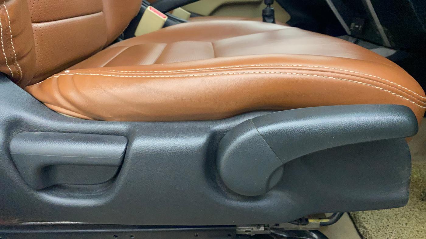 2018 Honda City 1.5L I-VTEC V MT, Petrol, Manual, 74,505 km, Driver Side Adjustment Panel