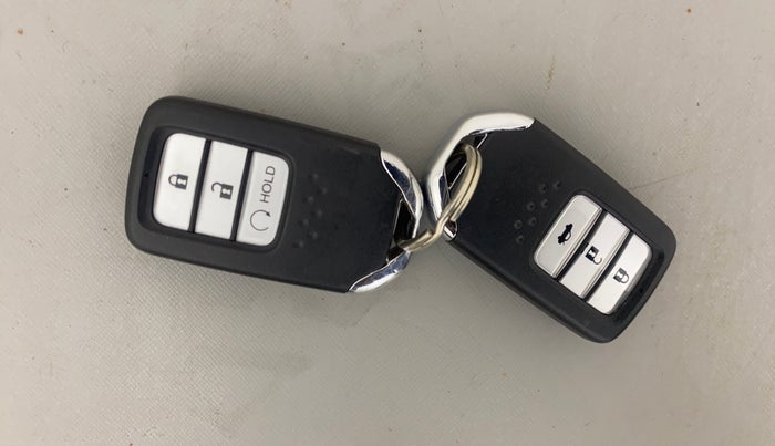 2018 Honda City 1.5L I-VTEC V MT, Petrol, Manual, 74,431 km, Key Close Up