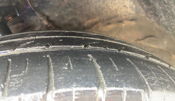 2015 Hyundai Grand i10 ASTA 1.2 KAPPA VTVT, Petrol, Manual, 95,382 km, Left Front Tyre Tread