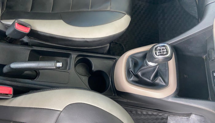 2015 Hyundai Grand i10 ASTA 1.2 KAPPA VTVT, Petrol, Manual, 95,382 km, Gear Lever