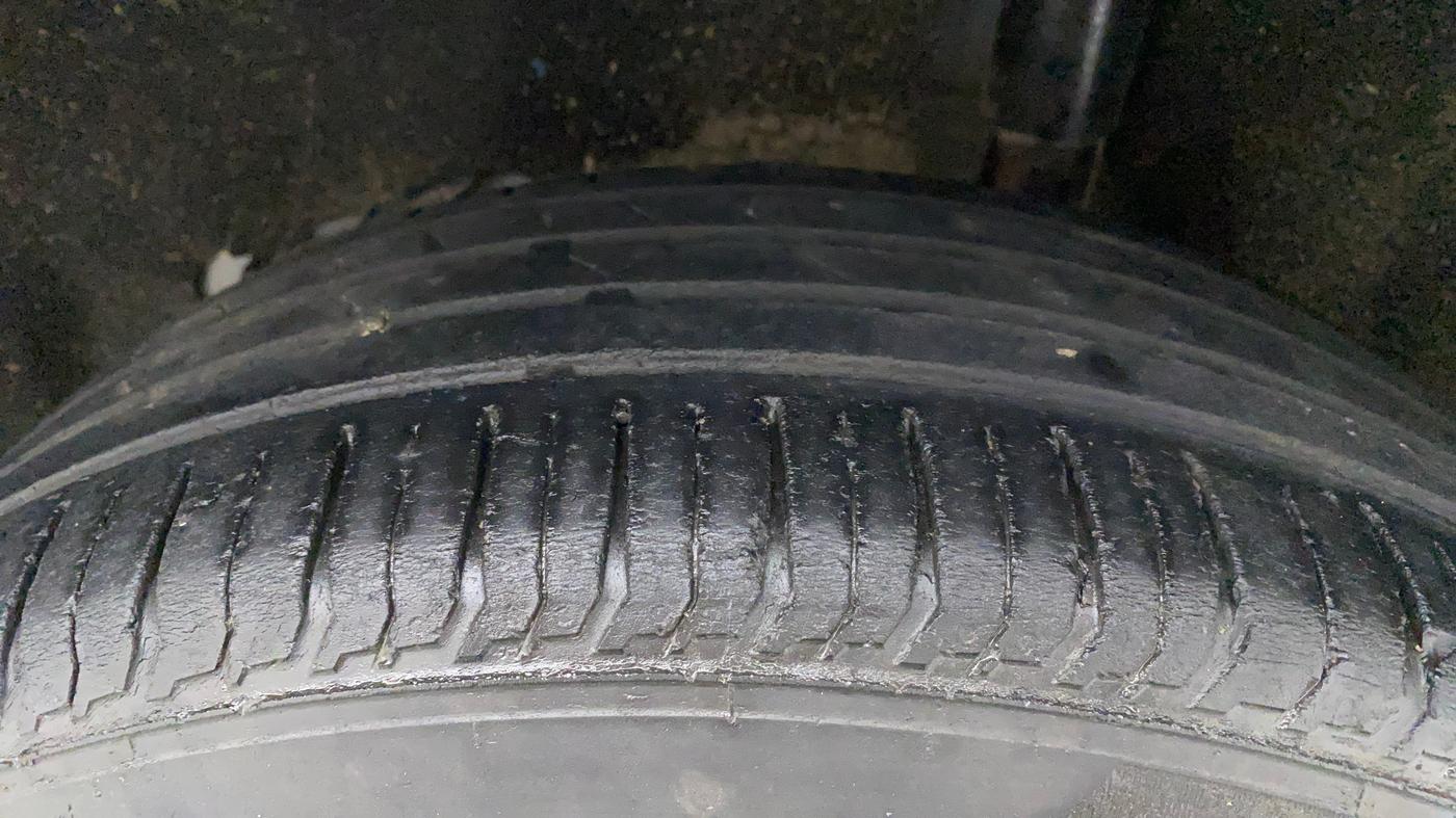 2018 Ford Ecosport TREND 1.5L DIESEL, Diesel, Manual, 1,10,049 km, Left Rear Tyre Tread