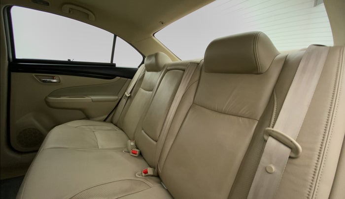 2018 Maruti Ciaz ALPHA 1.4 VVT, Petrol, Manual, 59,740 km, Right Side Rear Door Cabin