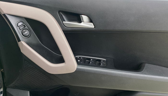 2018 Hyundai Creta SX AT 1.6 PETROL, Petrol, Automatic, 37,317 km, Driver Side Door Panels Control