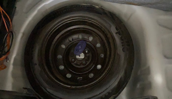 2018 Maruti Swift VXI, Petrol, Manual, 48,784 km, Spare Tyre