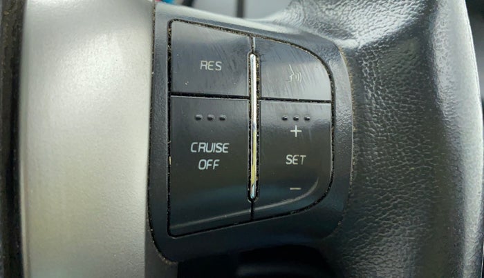2019 Mahindra XUV500 W9 AT, Diesel, Automatic, 55,603 km, Adaptive Cruise Control
