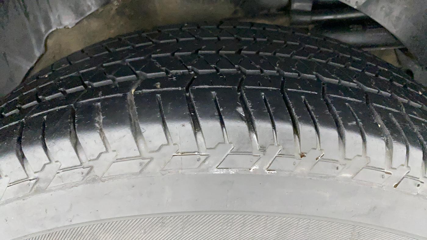 2019 Mahindra XUV500 W9 AT, Diesel, Automatic, 55,603 km, Left Rear Tyre Tread