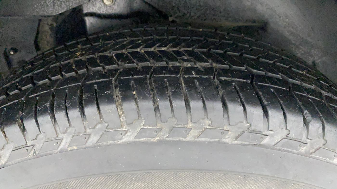 2019 Mahindra XUV500 W9 AT, Diesel, Automatic, 55,603 km, Right Rear Tyre Tread