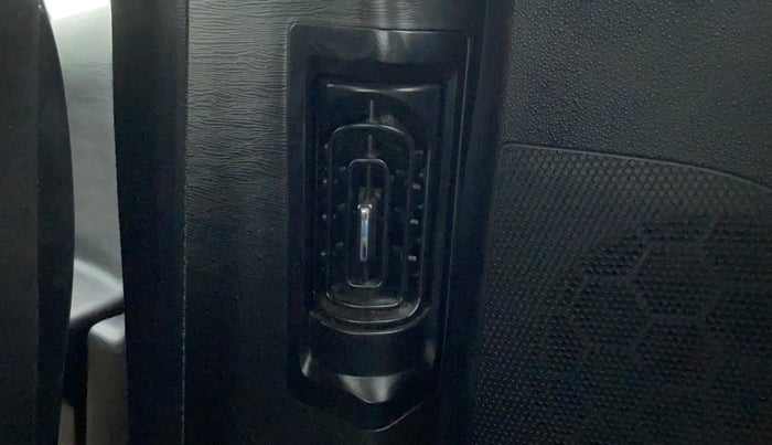 2019 Mahindra XUV500 W9 AT, Diesel, Automatic, 55,603 km, Rear AC Vents