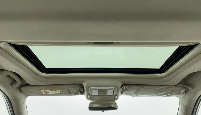 2019 Mahindra XUV500 W9 AT, Diesel, Automatic, 55,603 km, Moonroof/ Sunroof