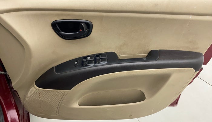 2014 Hyundai i10 MAGNA 1.1 IRDE2, Petrol, Manual, 72,436 km, Driver Side Door Panels Control