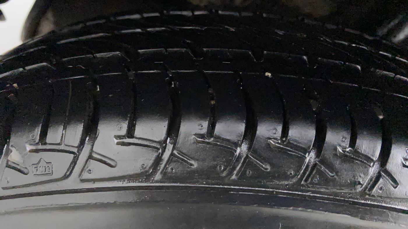 2017 Maruti Celerio VXI CNG D, CNG, Manual, 72,573 km, Right Rear Tyre Tread
