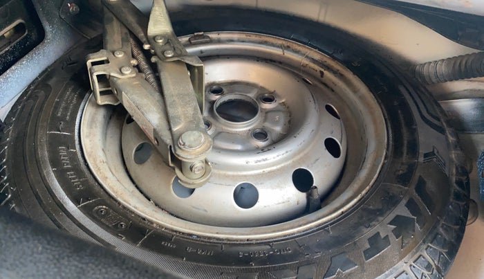 2015 Maruti Wagon R 1.0 LXI CNG, CNG, Manual, 63,864 km, Spare Tyre