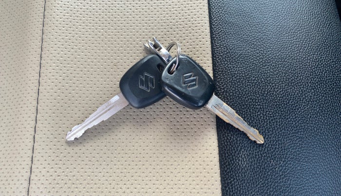 2015 Maruti Wagon R 1.0 LXI CNG, CNG, Manual, 63,864 km, Key Close Up