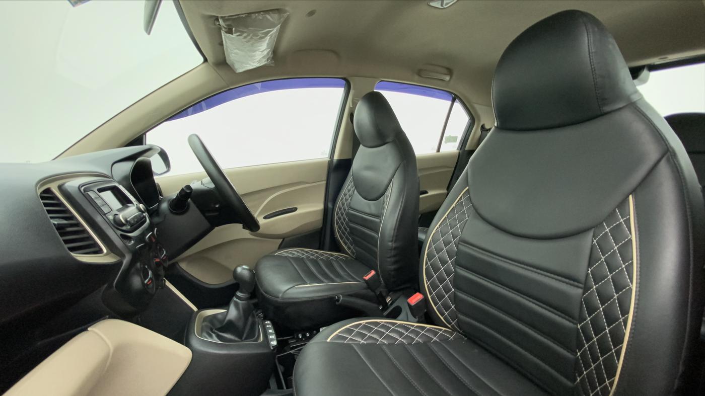 2020 Hyundai NEW SANTRO 1.1 MAGNA CNG MT, CNG, Manual, 24,677 km, Right Side Front Door Cabin