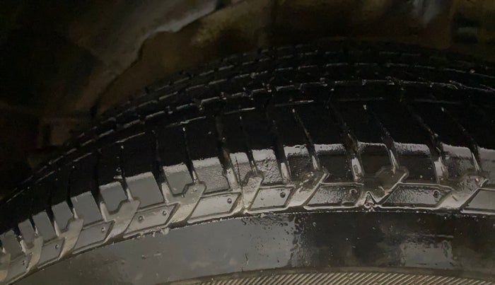 2019 Mahindra XUV500 W7 AT, Diesel, Automatic, 60,037 km, Left Rear Tyre Tread