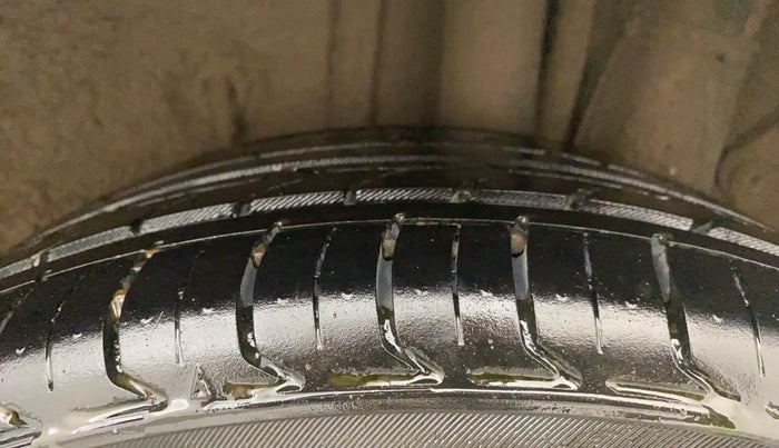 2015 Hyundai Elite i20 ASTA 1.2, Petrol, Manual, 96,427 km, Left Rear Tyre Tread