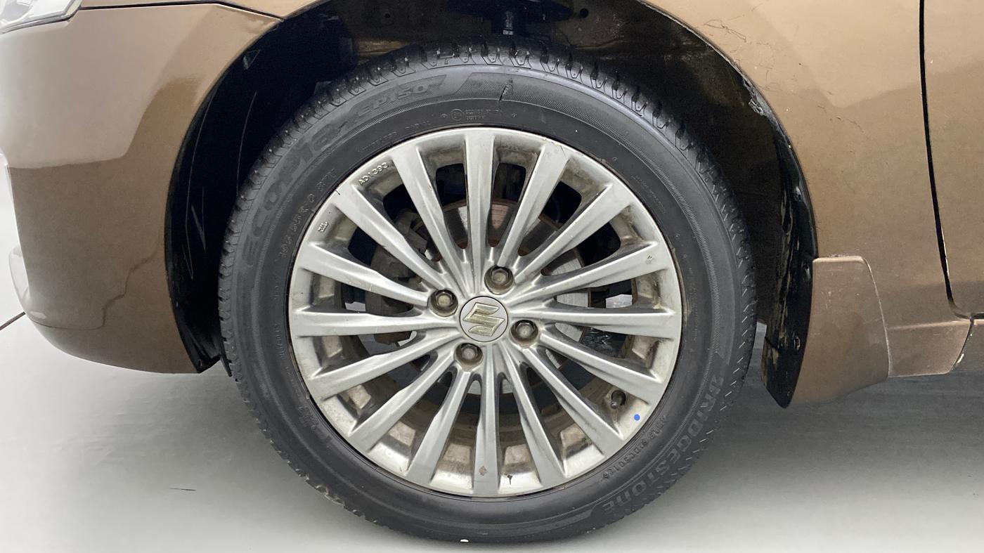 2016 Maruti Ciaz ZDI+ SHVS, Diesel, Manual, 82,681 km, Left Front Wheel