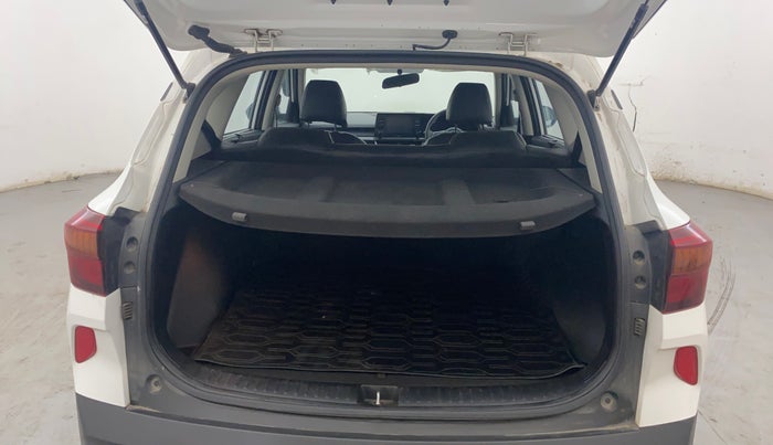 2020 KIA SELTOS HTK PLUS 1.5, Petrol, Manual, 77,663 km, Boot Inside