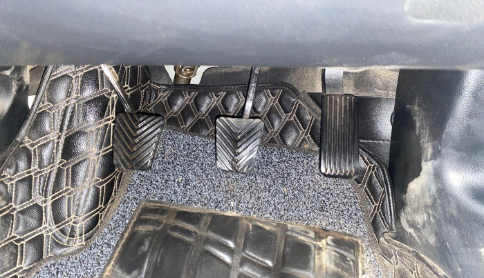 2020 KIA SELTOS HTK PLUS 1.5, Petrol, Manual, 77,663 km, Pedals