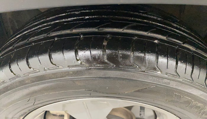 2020 KIA SELTOS HTK PLUS 1.5, Petrol, Manual, 77,663 km, Left Front Tyre Tread