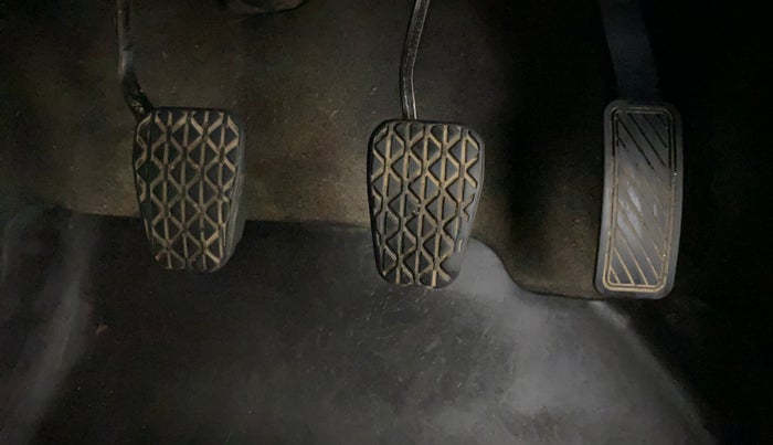 2018 Ford FREESTYLE TITANIUM 1.2 PETROL, Petrol, Manual, 97,342 km, Pedals