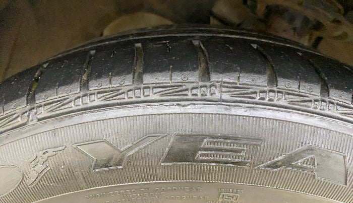 2018 Ford FREESTYLE TITANIUM 1.2 PETROL, Petrol, Manual, 97,342 km, Right Front Tyre Tread